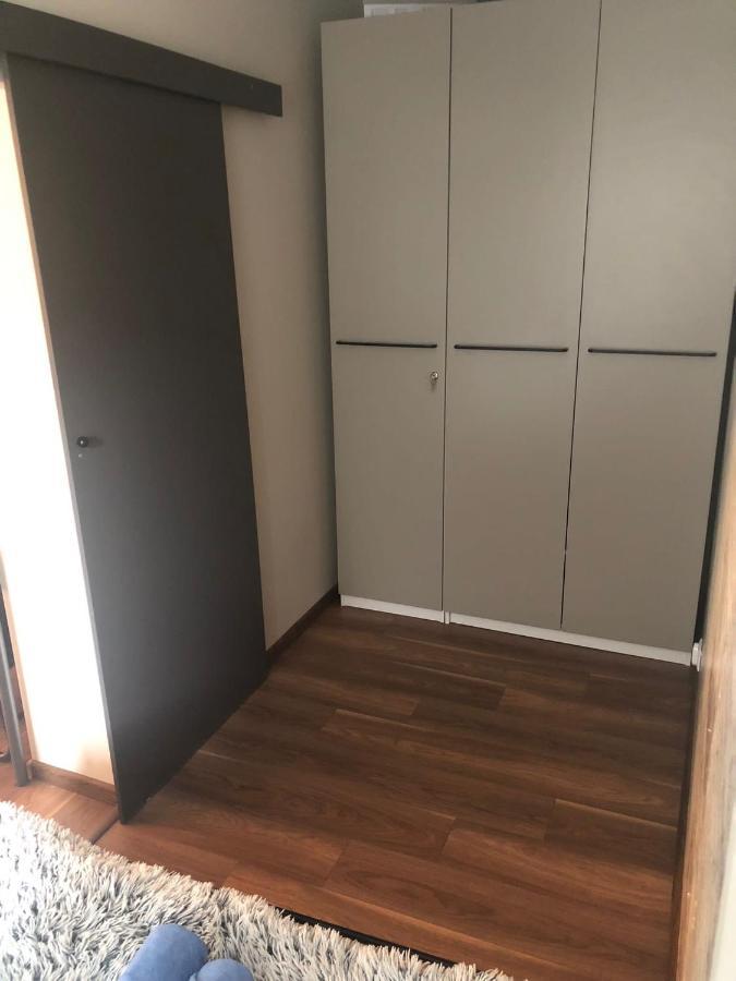 Apartament Srodmiescie 1 Sypialnia Oraz 1 Salon Waldenburg Exterior foto